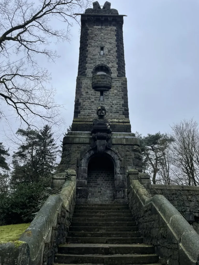Bismarckturm Waldfriedhof Aachen.