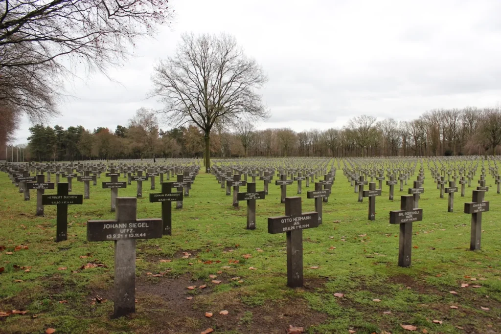 Duitse militaire begraafplaats Ysselsteyn.